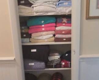Linen closet has Queen and full sheets with very high thread count