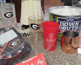 Georgia napkins & party items
