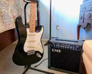 Squier Series by Fender Stratocaster Slightly used /Vintage Electric Guitar!