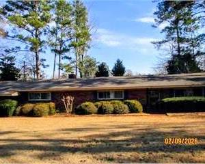 Huge mid-century modern home!