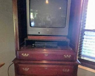 Will hold decent size flat screen tv