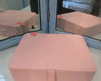 Pink jewelry box