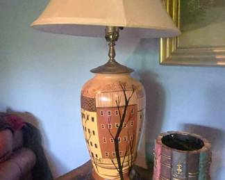 HP lamp urban scene