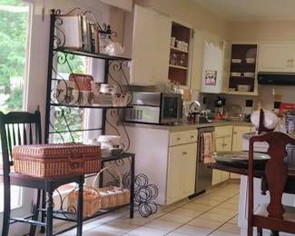 Open concept kitchen check out area