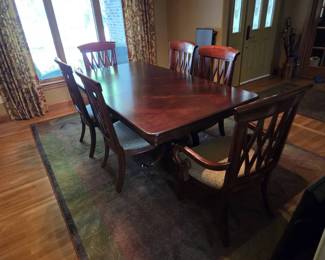 002 Extendable Cherry Finish Dining Table with 6 Chairs