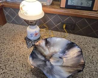 Decorative Floral Accent Lamp and Art Glass Bowl