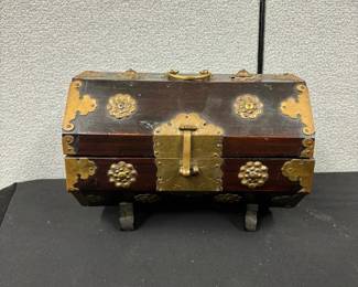 Vintage Asian Jewelry Box