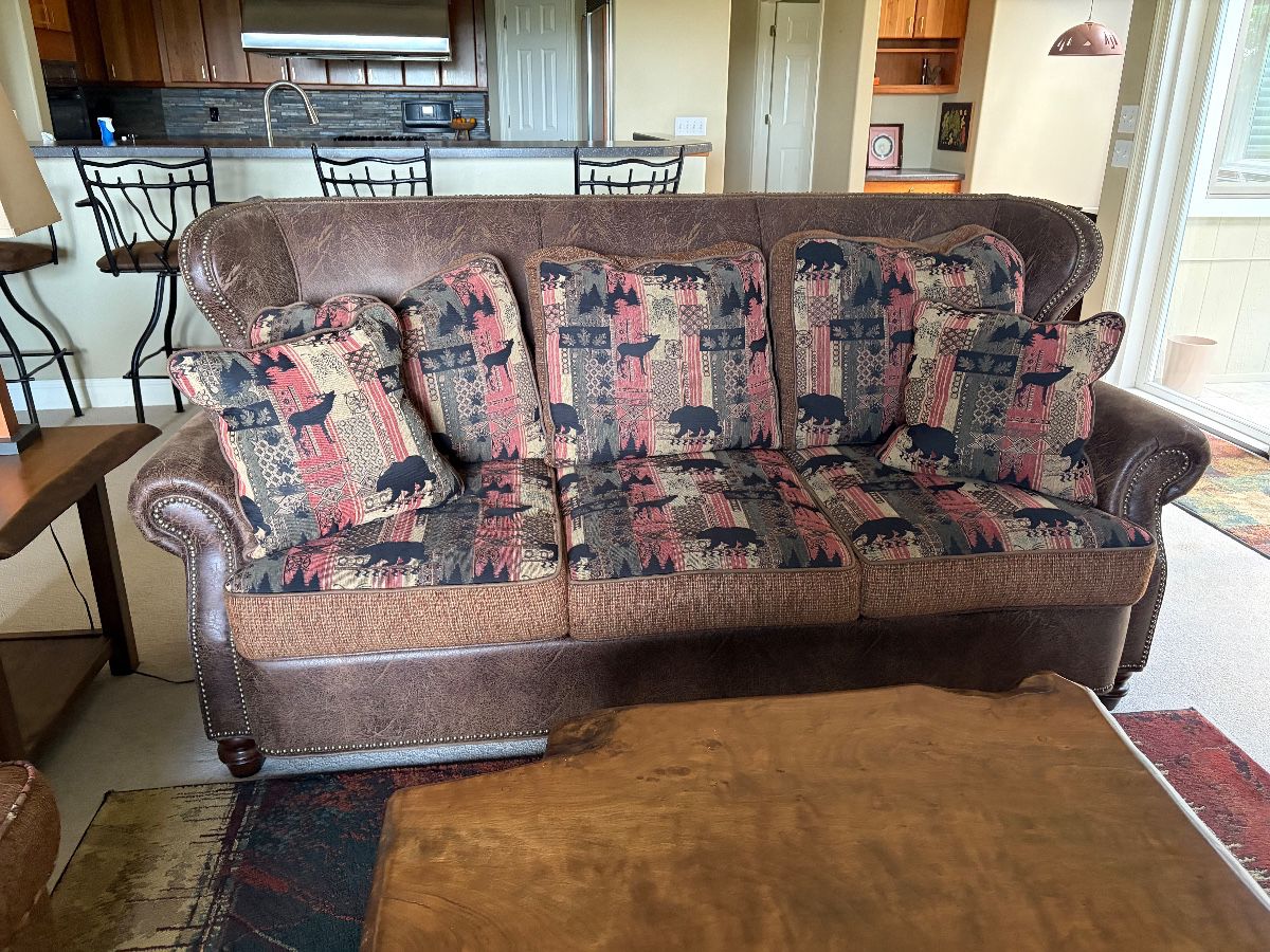 Lodge decor, sofa