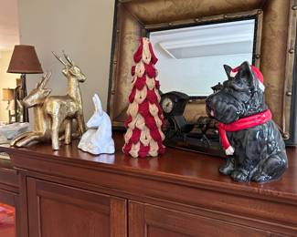 Seasonal decor