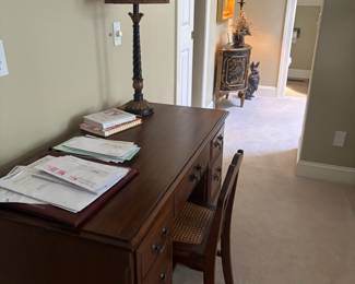 Desk, table lamps