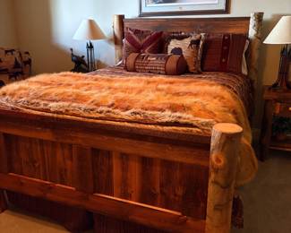Lodge bed, lodge decor