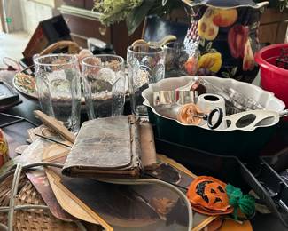 Seasonal, kitchenware