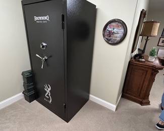 Gun safe