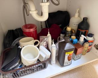 Bathroom, toiletries
