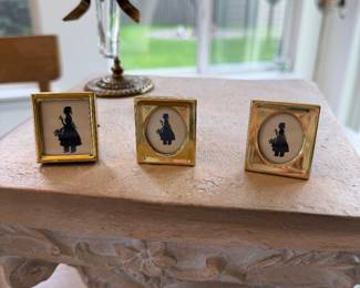 Tiny portraits