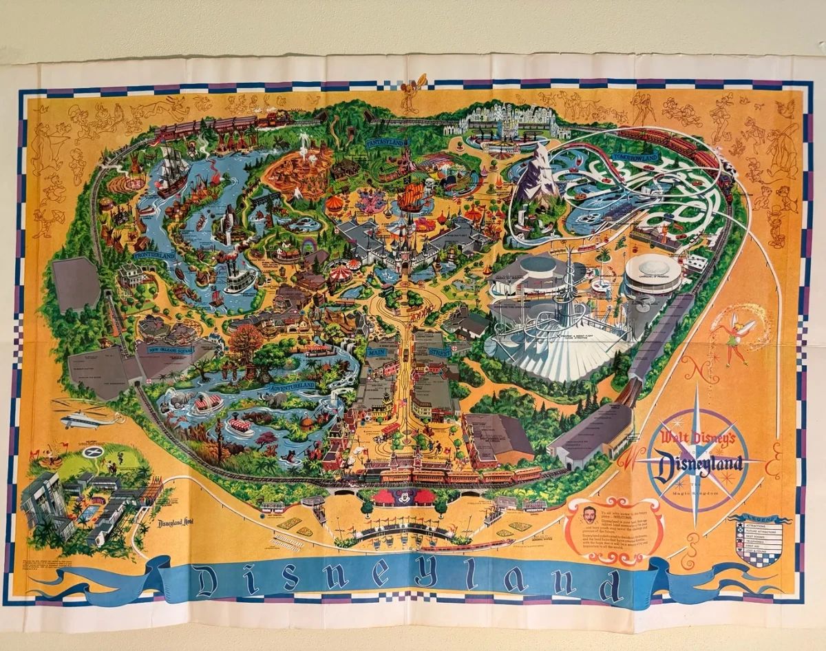 1968 Disneyland and Magic Kingdom Maps
