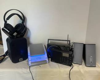 Small AudioMusic Devices JBL Speaker, Bose Speakers, Sony Dream Machine,  Others