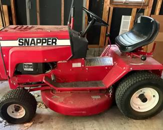 Snapper 12HP Riding Lawn Tractor Attachments