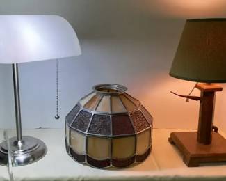 Vintage TiffanyStyle Glass Lampshade, Small Wood Table Lamp, VintageStyle Desk Lamp