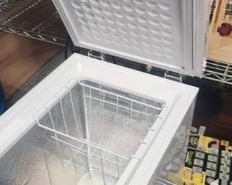Small deep freezer works good tested