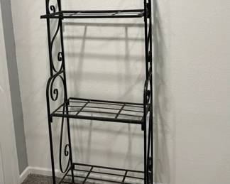 Black Metal Bakers Rack
