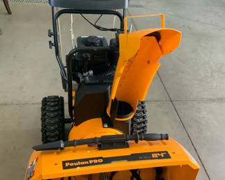 Poulan Pro Snowblower Model No. PR624ES