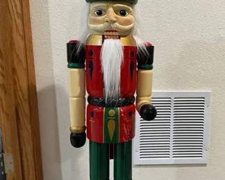 Large Nut Cracker