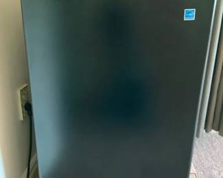 Danby Mini Refrigerator Model No. DCR044A2BDD