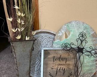 Miscellaneous Decor