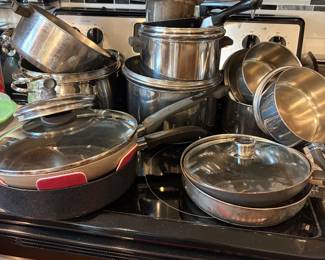 Pots and Pans. Great condition