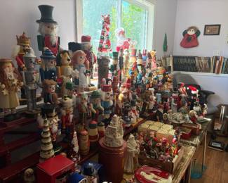 Large selection of Nutcrackers