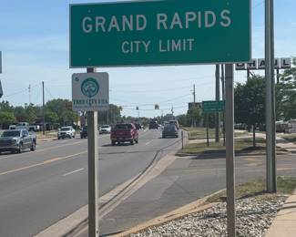 Grand Rapids City Limit Sign