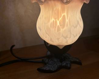 Vintage Tulip / Lily Style Frosted Glass Accent Lamp with Cherub Base