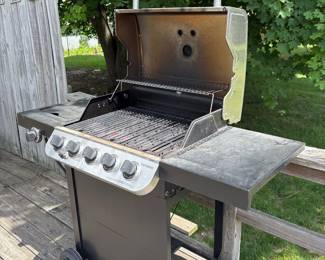 Char-Broil Performance Series 4-Burner Gas Grill