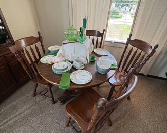 Anchor Hocking Wexford Pattern Green Glass Dining Set