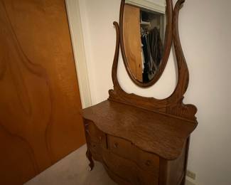 Antique Tiger Oak Serpentine Dresser with Mirror