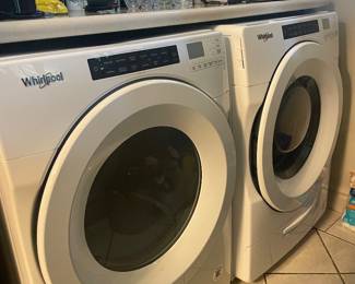 Whirlpool Gas Dryer and Front-loading Washing Machine 