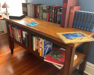 Rolling Table with more Books