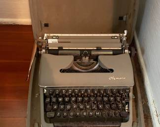 Olympia Typewriter with case