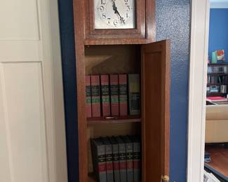 Bookshelf Tall Oak Clock