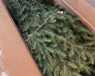 Christmas Tree, lighted 7.5 foot Balsum