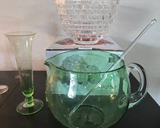 Green Pitcher Drink Mixer with Glass Stirrer 
