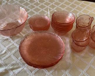 Vintage pink depression glass set 