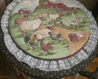 sewing basket, vintage