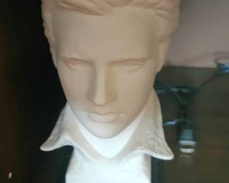 Elvis bust