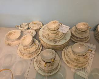 #153	Theodore Havilan "Rosalind" New York China set 48pcs.	 $140.00 