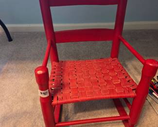 #40	Red Painted Wood kids Chair w/Basket weave Seat	 $20.00 