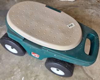 #145	Step 2 Green Garden Caddy	 $20.00 