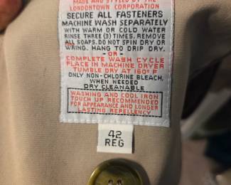 #157	Vintage London Fog Trench Coat Men's 42 Reg Tan with zipped liner	 $40.00 