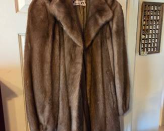 #70	Real Mink Jacket - approx Medium Honey Blonde Color	 $125.00 